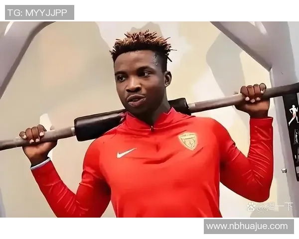 足球明星48岁豪饮引发热议网友纷纷猜测其生活状态与职业生涯影响 足球明星48岁豪饮引发热议网友纷纷猜测其生活状态与职业生涯影响