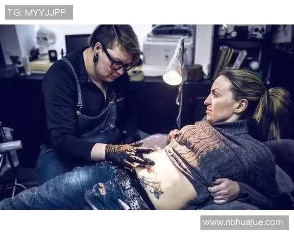 足球明星女纹身图案解析展现个性与魅力的艺术之旅 足球明星女纹身图案解析展现个性与魅力的艺术之旅