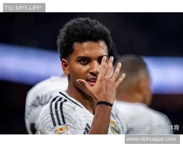 足球明星素质堪忧引发争议球场内外行为令人失望的现象分析 足球明星素质堪忧引发争议球场内外行为令人失望的现象分析