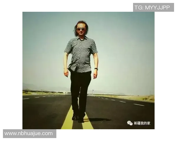 黄磊与乒乓球的深情对话探索他的运动人生与艺术追求